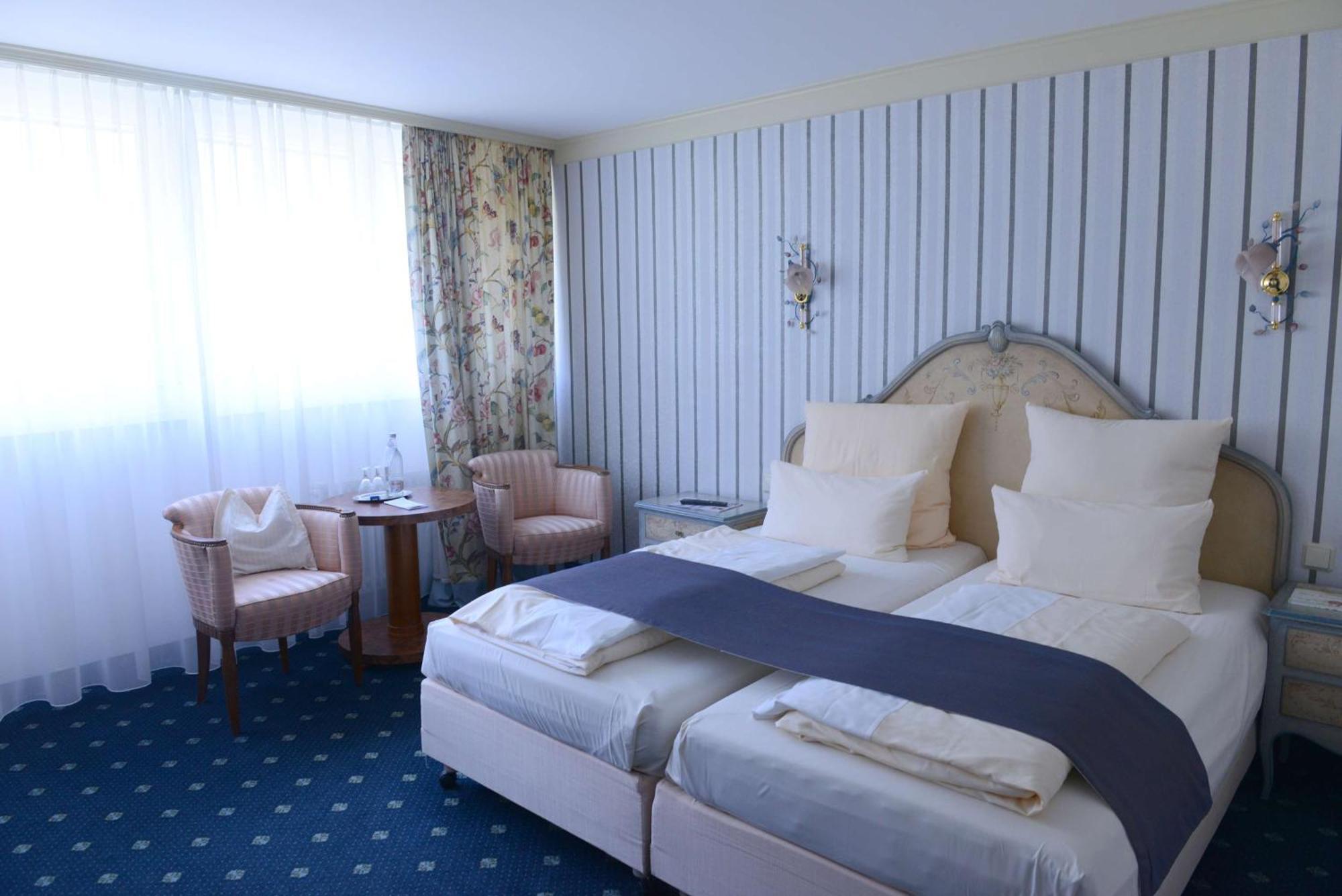 Sure Hotel By Best Western Rhoen Garden ポッペンハウゼン エクステリア 写真