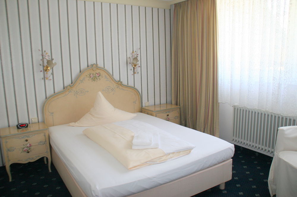 Sure Hotel By Best Western Rhoen Garden ポッペンハウゼン エクステリア 写真