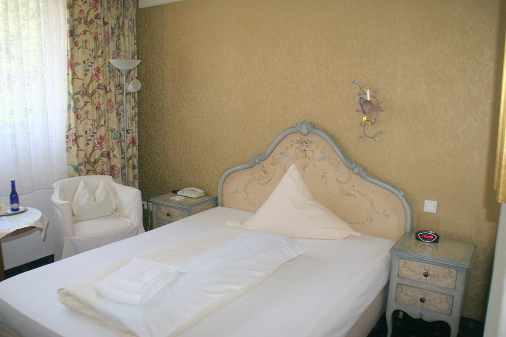 Sure Hotel By Best Western Rhoen Garden ポッペンハウゼン エクステリア 写真